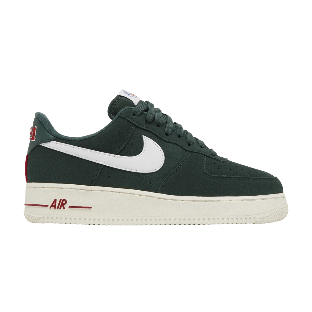 Krossovki-Nike-Air-Force-1-Low-Athletic-Club
