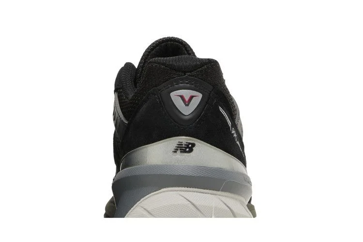 Krossovki-New-Balance-Wmns-990v5-Made-In-USA-Black-6