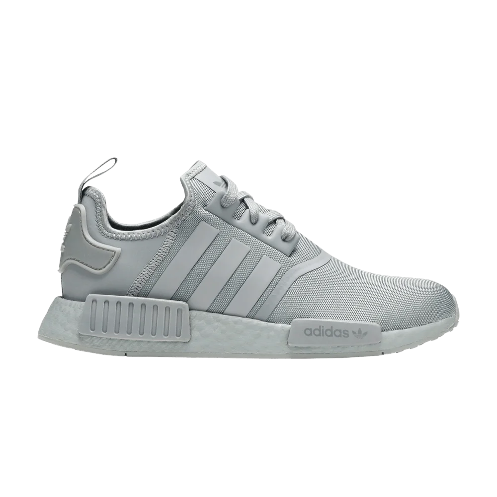 Krossovki-adidas-NMD_R1-Triple-Grey