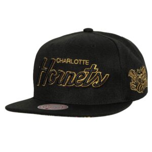 Mitchell-Ness-BHM-Script-Snapback-HWC-Charlotte-Hornets-Hat-300x300