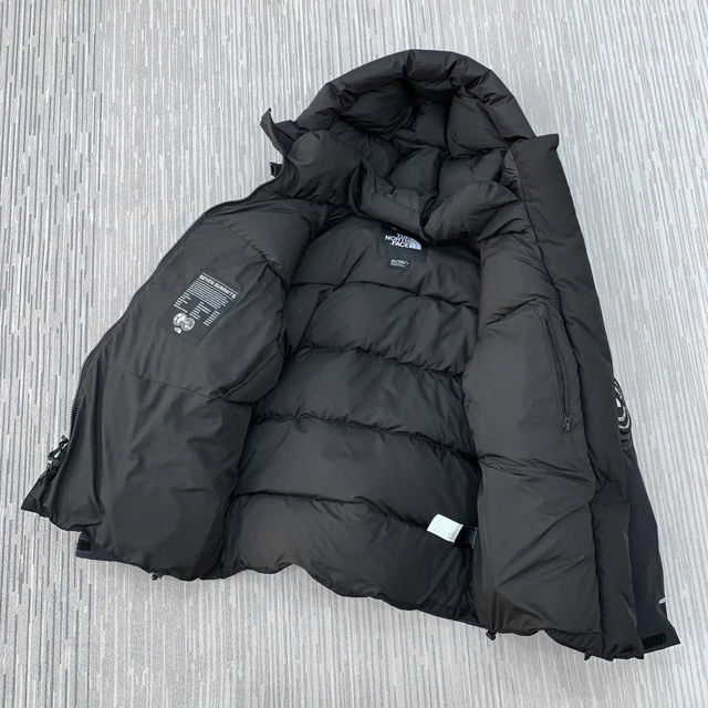 The-North-Face-7SE-Himalayan-Parka-GORE-TEX-Black-4