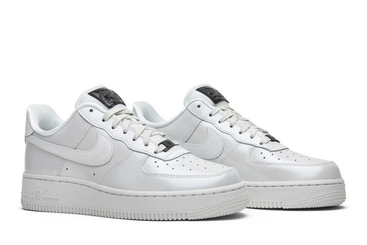 wmns-air-force-1-luxe-898889-100_07