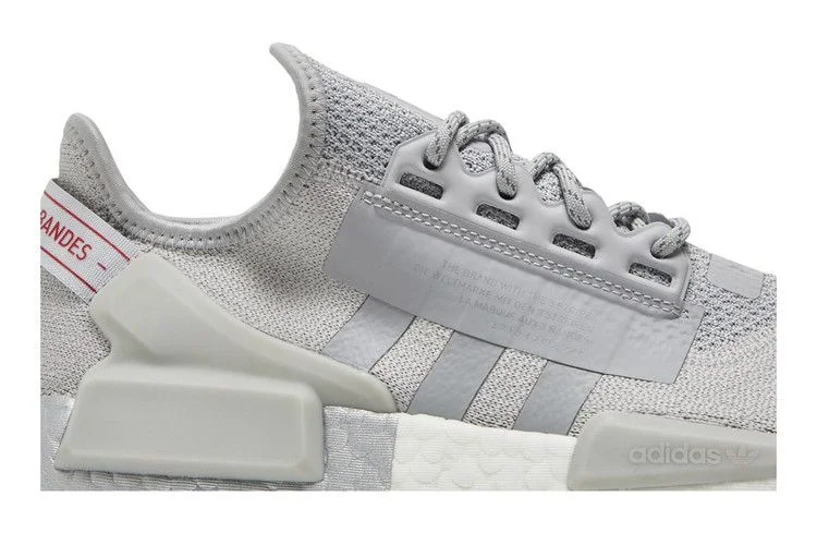 Кроссовки Adidas NMD_R1 V2 'Silver Boost'