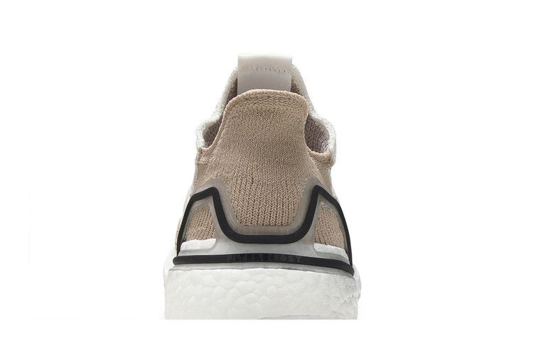 wmns-ultraboost-19-pale-nude-b75878_06