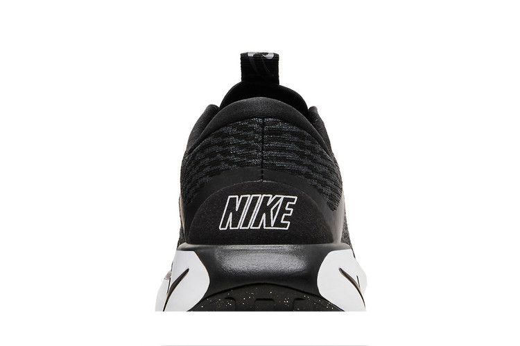 Кроссовки Nike Wmns Motiva 'Black White'