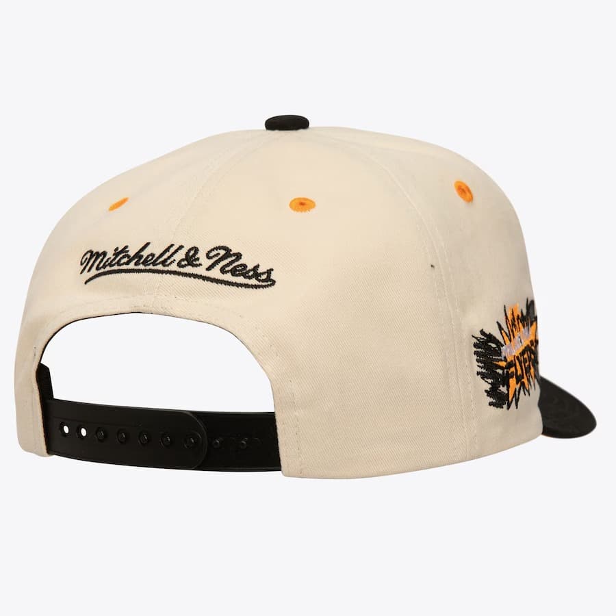 Бейсболка Mitchell & Ness Cream Philadelphia Flyers Overspray Pro Crown Snapback Hat