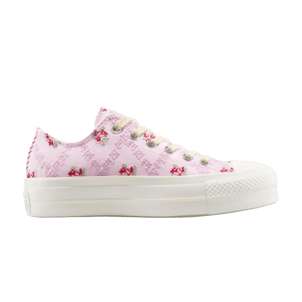 Converse-Wmns-Chuck-Taylor-All-Star-Lift-Platform-Low-Cross-Stitch-Roses