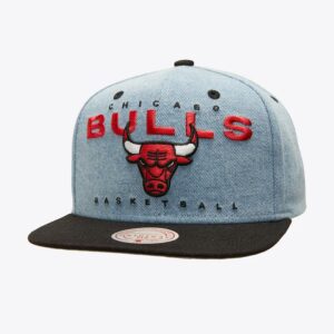 Mitchell-Ness-Light-Blue-Chicago-Bulls-D-Stressed-Snapback-Hat-300x300