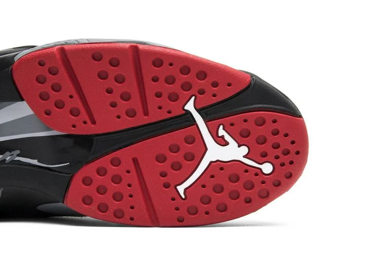 Krossovki-Air-Jordan-8-Retro-Bred-4