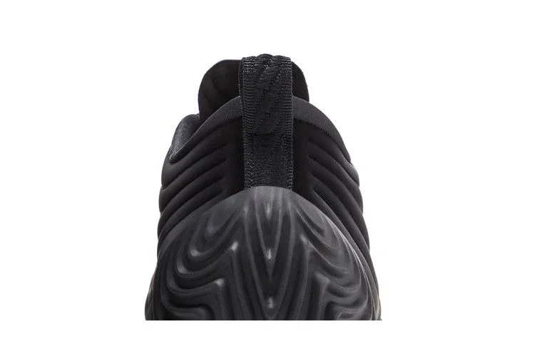 Krossovki-Nike-Wmns-Astra-Ultra-Triple-Black-6