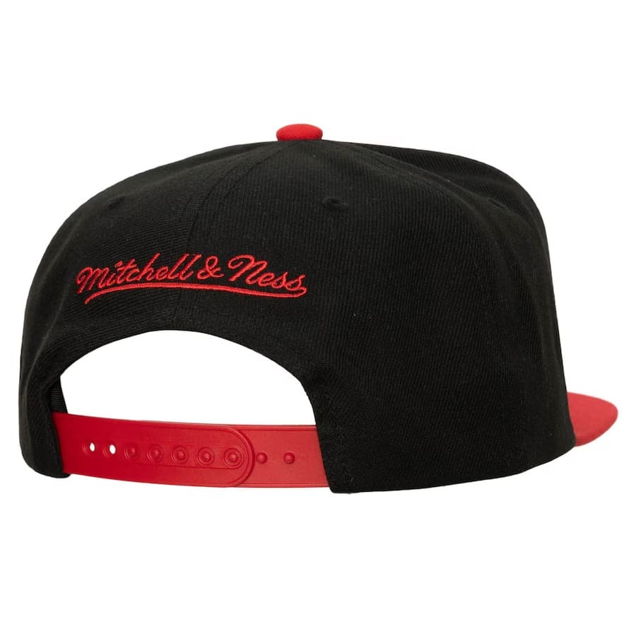Mitchell-Ness-Black-Detroit-Red-Wings-Crooked-Path-Snapback-Hat-1