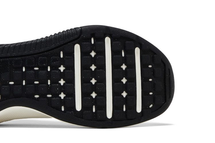 Кроссовки Nike Wmns MC Trainer 3 Premium 'Summit White Metallic Silver'