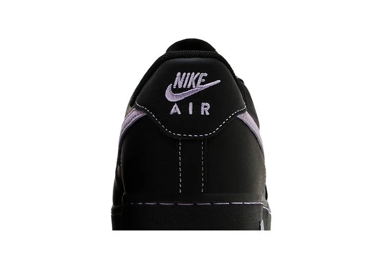 Кроссовки Nike Air Force 1 '07 LV8 'Black Hydrangeas'