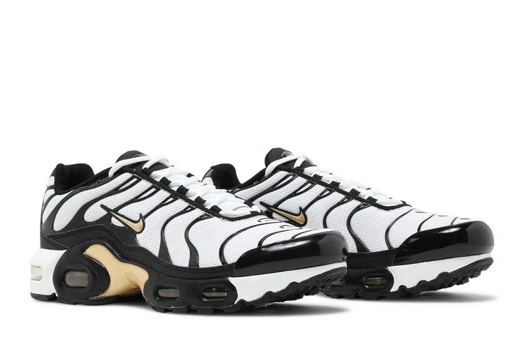 Krossovki-Nike-Air-Max-Plus-GS-White-Metallic-Gold-7