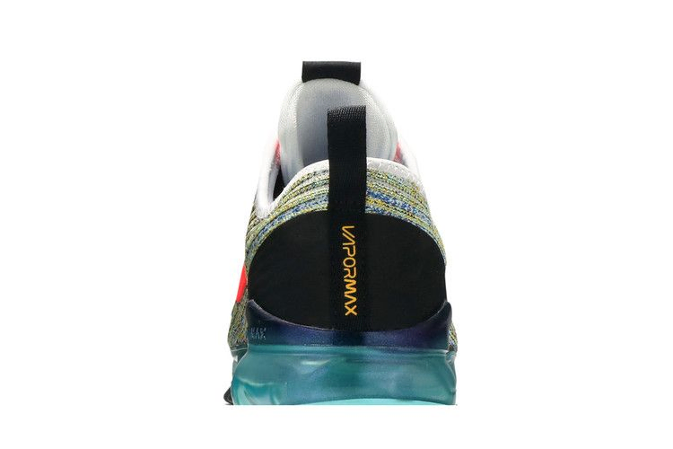 air-vapormax-flyknit-3-gs-white-crimson-turqoise-bq5238-104_06