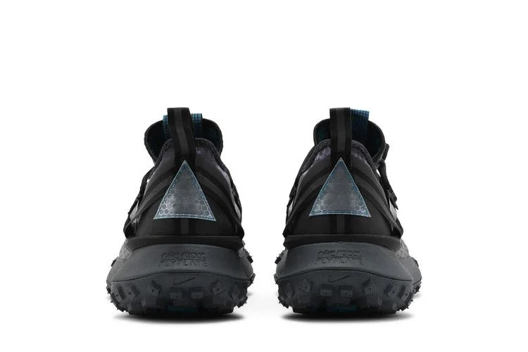 Кроссовки Nike ACG Mountain Fly Low 'Black Green Abyss'