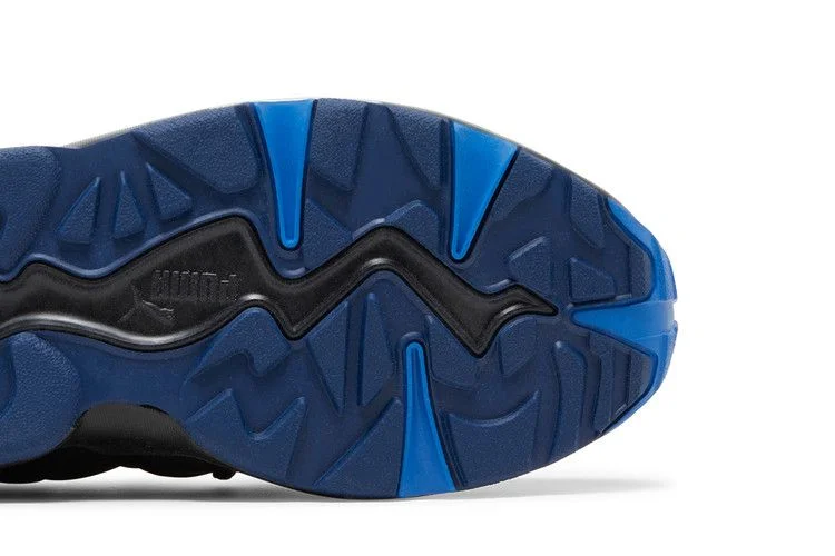 Krossovki-BMW-Motorsport-x-Puma-Blaze-of-Glory-50th-Anniversary-4