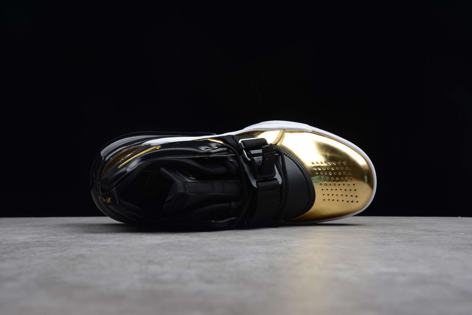 Air-Force-270-Think-16-Gold-Standard-8
