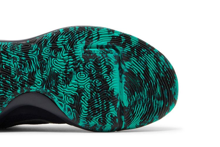 kd-trey-5-ix-obsidian-clear-emerald-cw3400-400_04