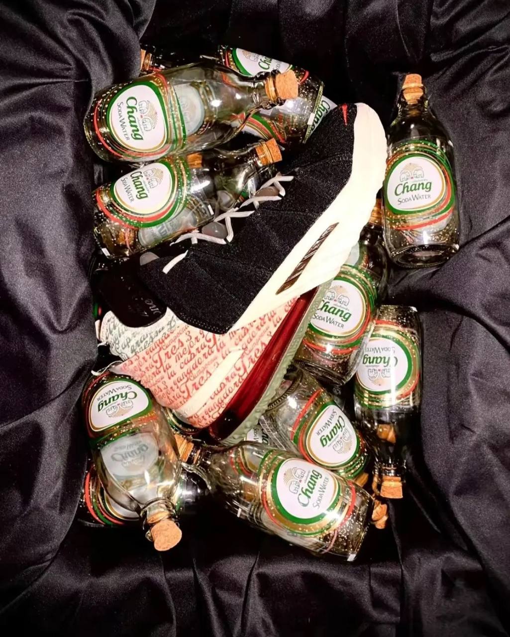 Кроссовки Diana Taurasi x Nike LeBron 18 La Cabra