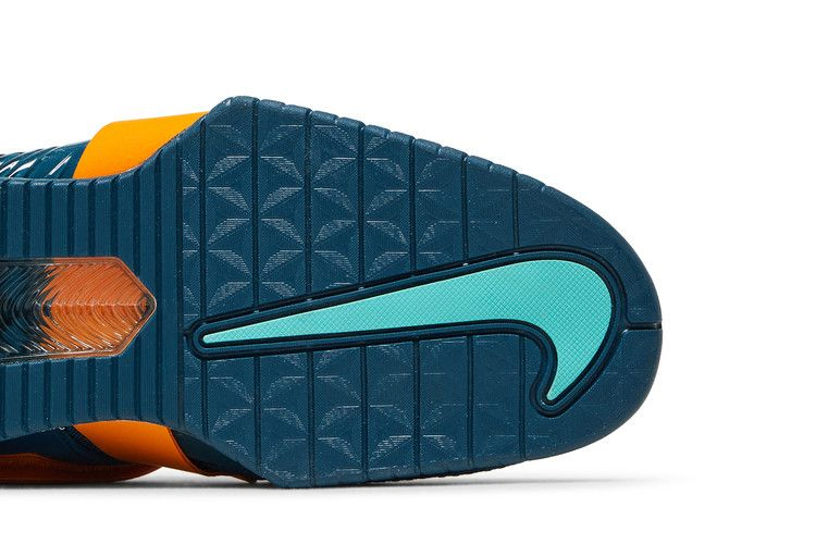 Кроссовки Nike Romaleos 4 'Marina Kumquat'