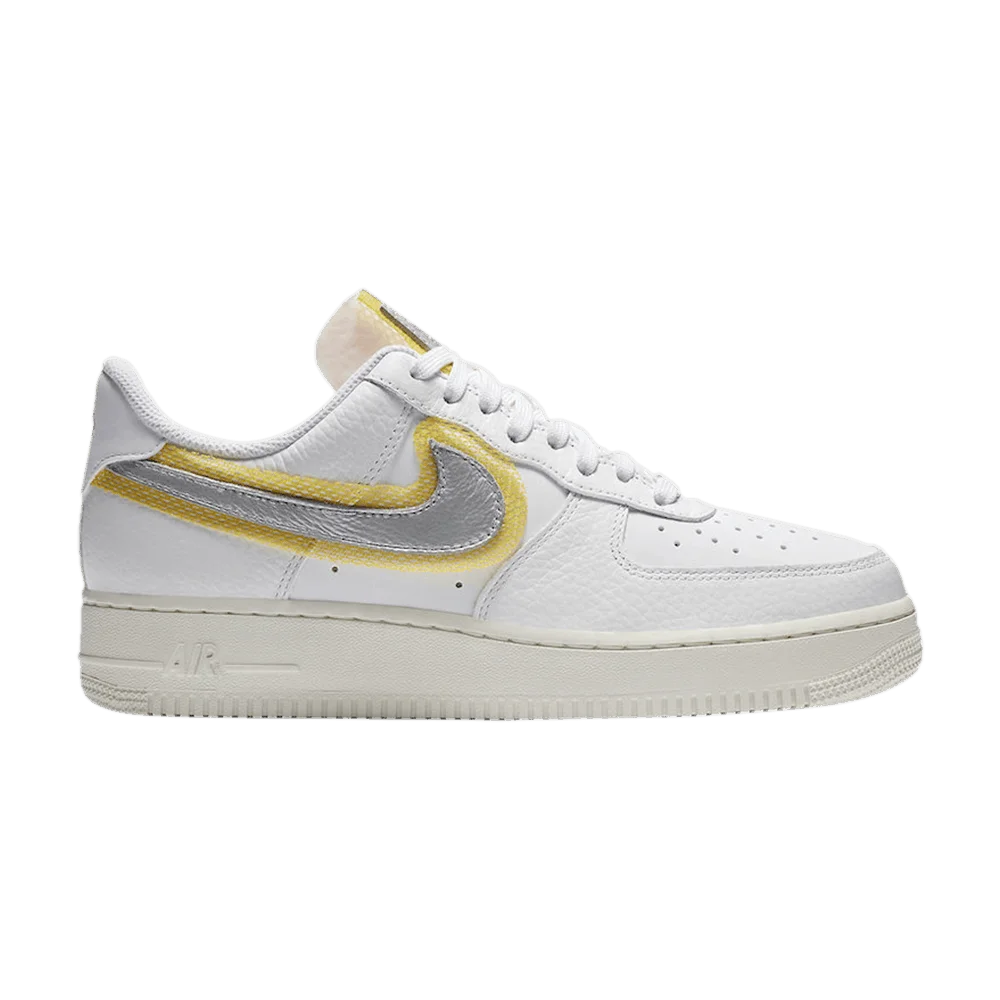 Krossovki-Nike-Wmns-Air-Force-1-07-LX-White-Metallic-Silver-Gold