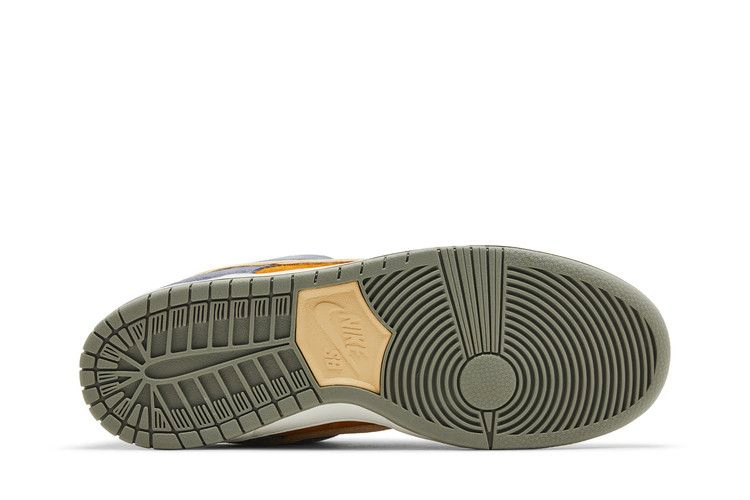 Кроссовки Nike Dunk Low SB 'Light Carbon Monarch'