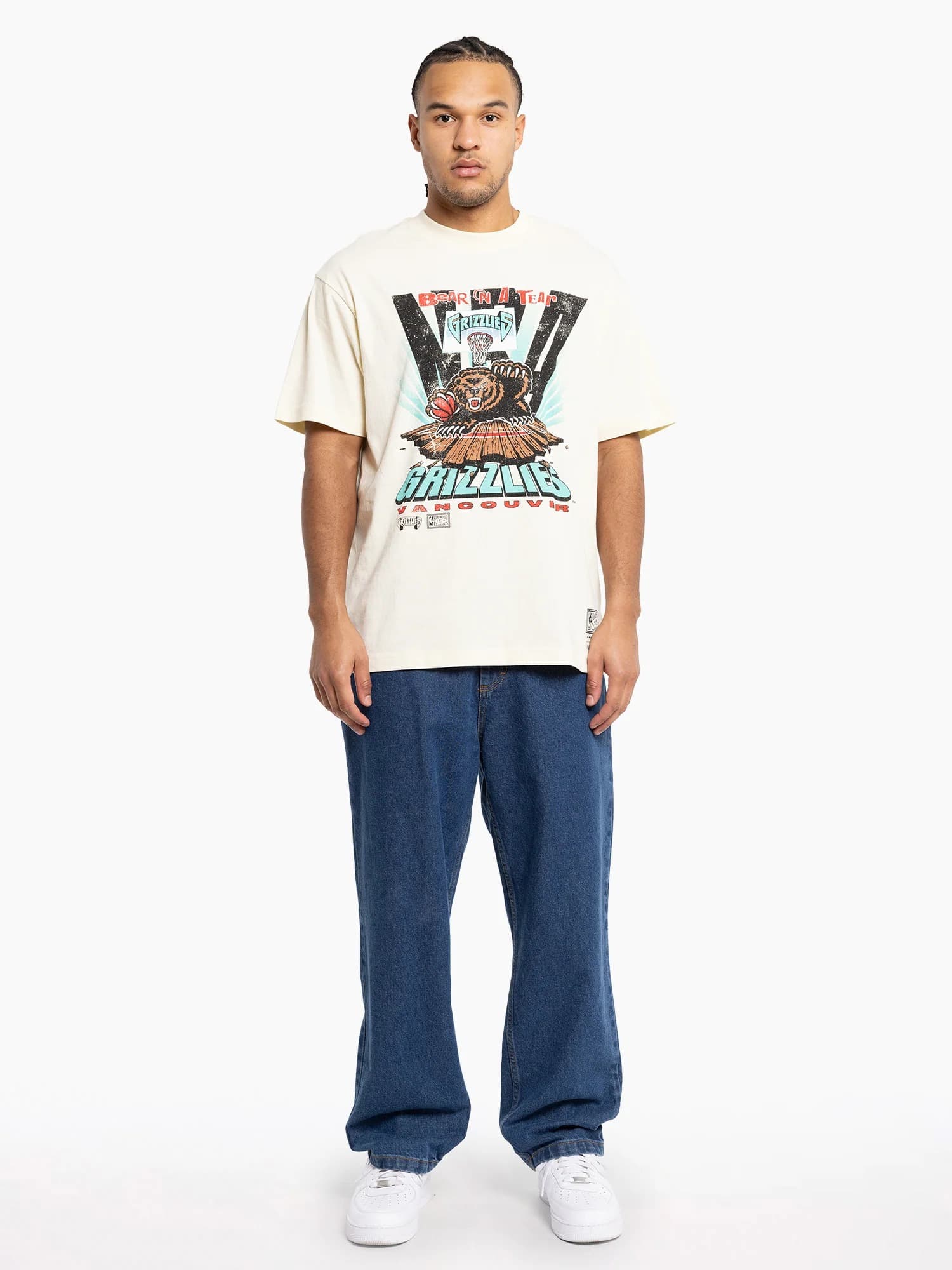 Футболка Mitchell & Ness Vancouver Grizzlies Vintage Bear On A Tear NBA T-Shirt