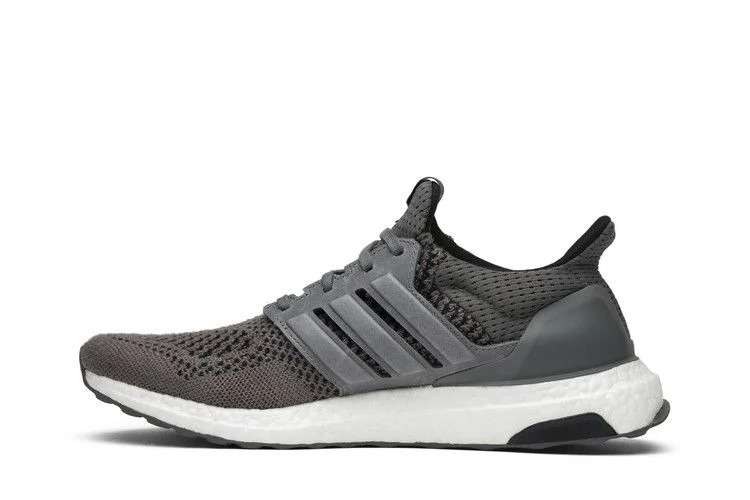 Krossovki-Highsnobiety-x-adidas-UltraBoost-1.0-HIGHSNOB-2