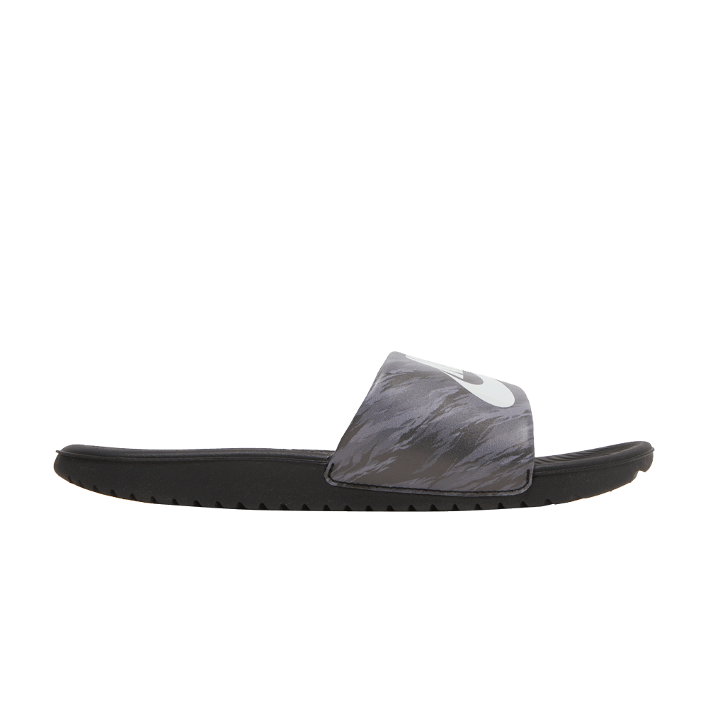 Кроссовки Nike Kawa SE Slide GS 'Black Pure Platinum Camo'