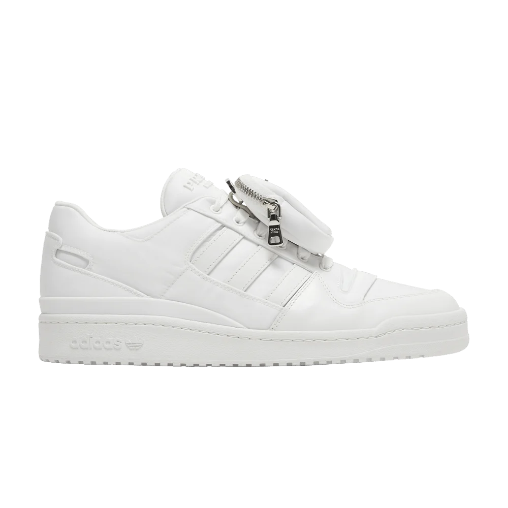 Krossovki-Prada-x-adidas-Forum-Low-White