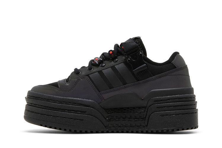 Кроссовки Adidas Wmns Triple Platforum Low 'Black Iridescent'