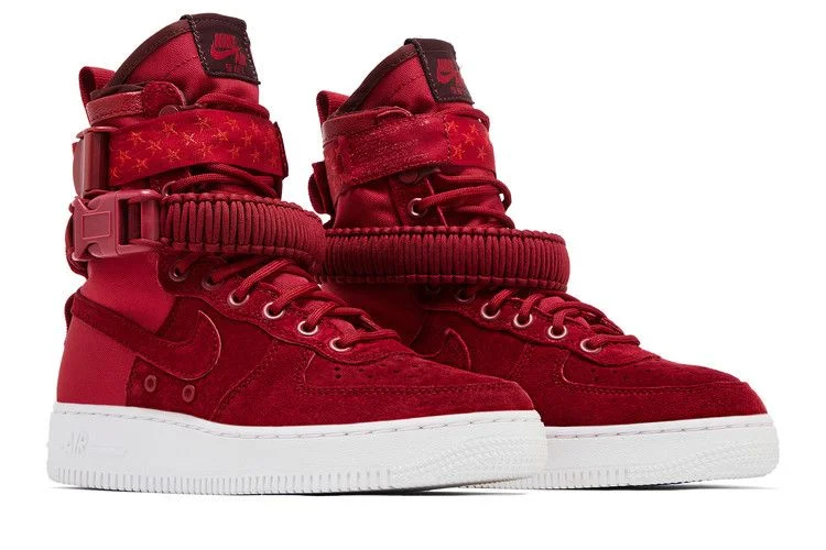Krossovki-Nike-Wmns-SF-Air-Force-1-High-Red-Crush-7