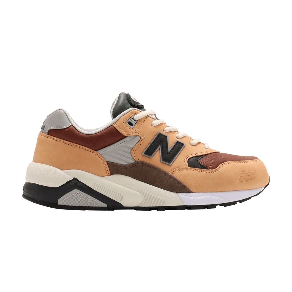 Krossovki-atmos-x-New-Balance-580-LandEscape