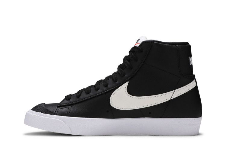 Кроссовки Nike Wmns Blazer Mid '77 'Black White'