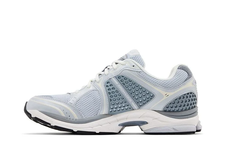 Krossovki-Saucony-ProGrid-Triumph-4-CS-Light-Grey-2