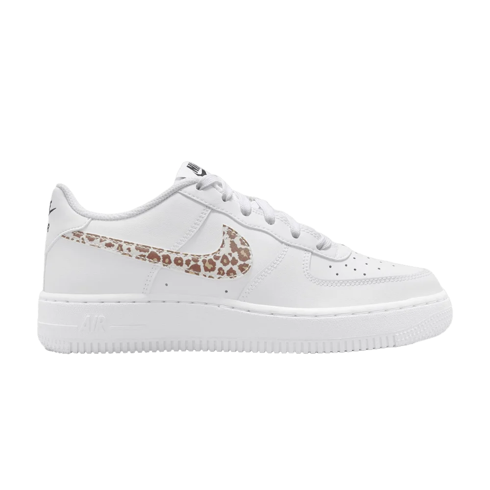 Krossovki-Nike-Air-Force-1-Low-GS-White-Black