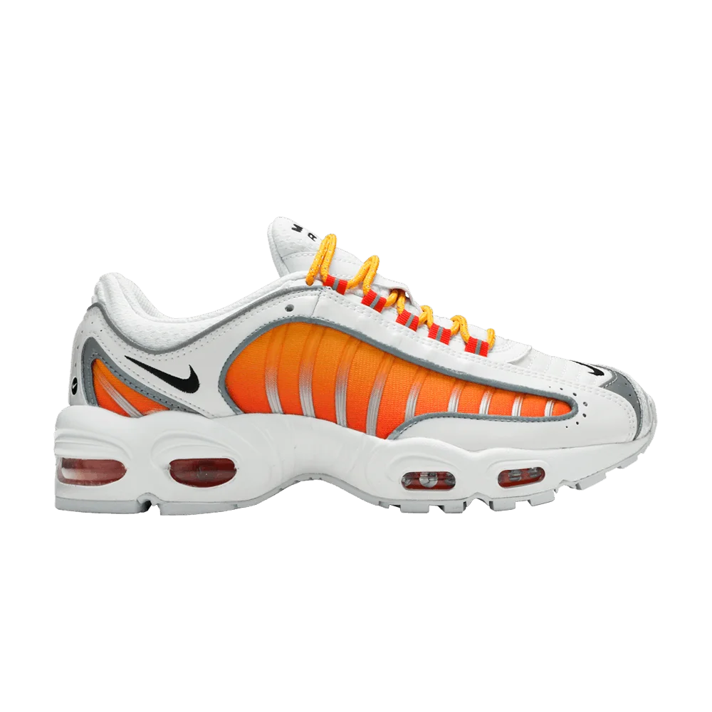 Krossovki-Nike-Wmns-Air-Max-Tailwind-4-NRG-White-University-Gold