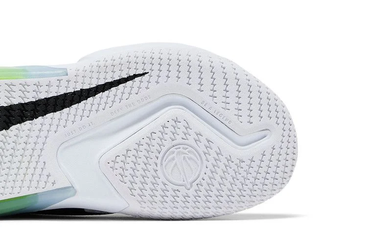 Krossovki-Nike-Air-Zoom-Crossover-GS-Black-Volt-White-4