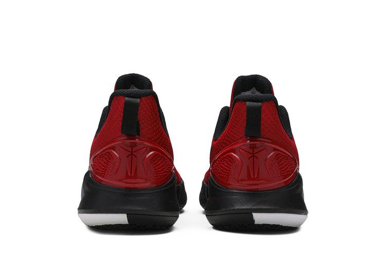 mamba-focus-university-red-aj5899-600_05