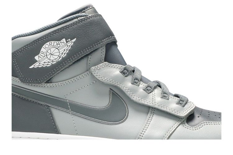 Кроссовки Air Jordan 1 High FlyEase 'Light Smoke Grey'