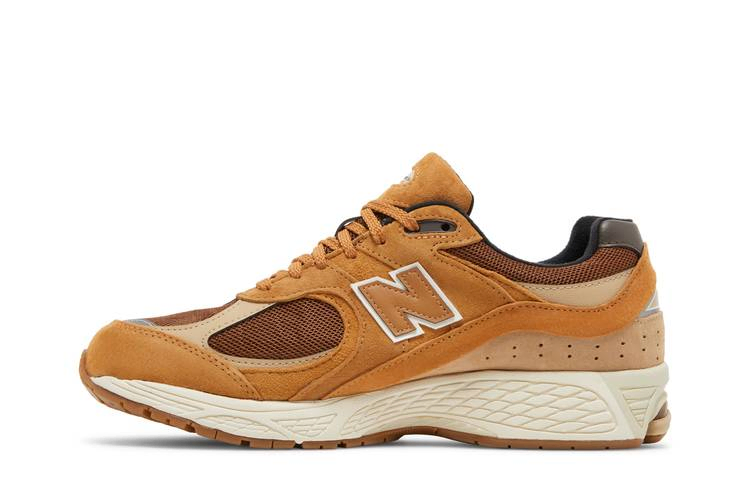 Кроссовки New Balance 2002R GORE-TEX 'Tobacco'