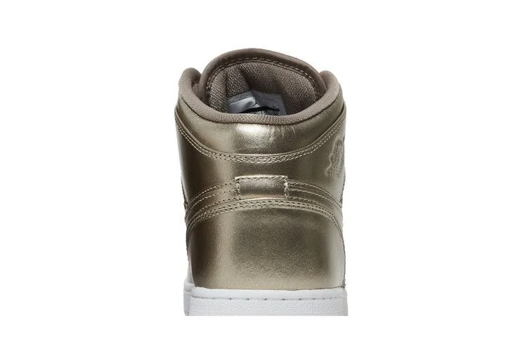 Krossovki-Air-Jordan-1-Mid-SE-GS-Sepia-Stone-6