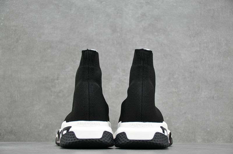 Balenciaga-Speed-Trainer-Graffiti-Black-White-4