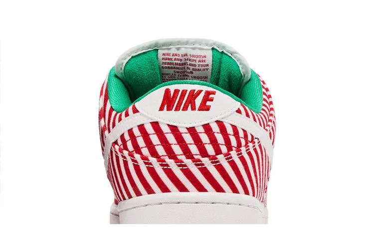 Кроссовки Nike SB Dunk Low 'Candy Cane'