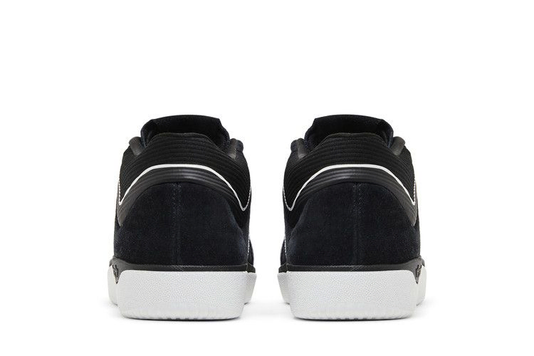 Кроссовки Adidas Tyshawn 'Black White'
