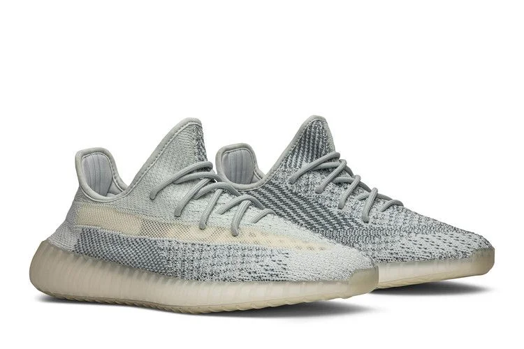 Krossovki-adidas-Yeezy-Boost-350-V2-Cloud-White-Reflective-7