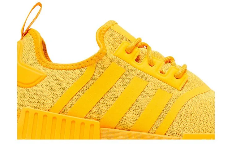 Кроссовки adidas NMD_R1 'Collegiate Gold'
