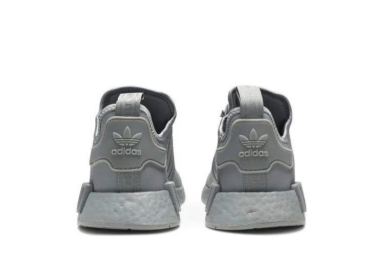 Krossovki-adidas-NMD_R1-Triple-Grey-5