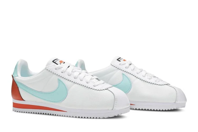 Krossovki-Nike-Wmns-Classic-Cortez-Premium-Light-Aqua-7